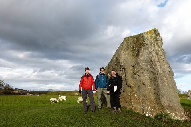 Bespoke private tours of Stonehenge and Avebury by car with local guide - Why a private car day beats bus hopping between Avebury and Stonehenge