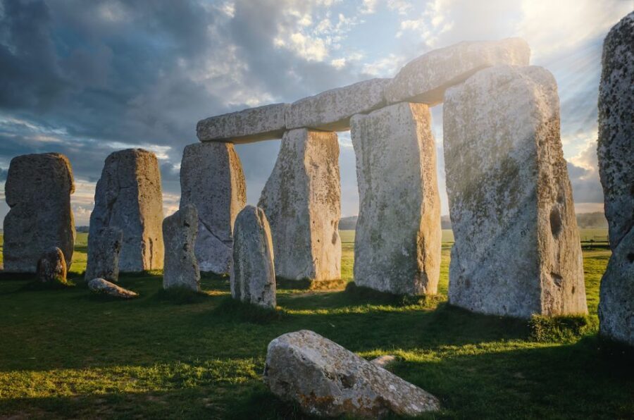 From Bath: Private Stonehenge and Salisbury Tour with Pickup - What the Site Visit Feels Like: Wonder With Structure