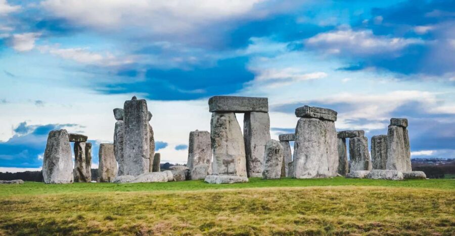 From Bath: Stonehenge & the Cotswolds Day Tour with Entry - Key highlights to look forward to