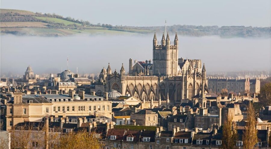 From London: Small Group Stonehenge, Bath & Cotswolds Tour - Castle Combe: why 35 minutes can feel like more