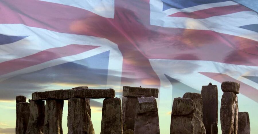 From London: Stonehenge and Bath Full-Day Tour - The coach comfort and group reality (what to expect day-of)