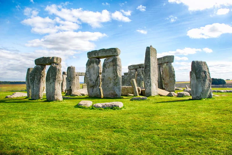 From London: Stonehenge and Bath Full-Day Tour with Guide - Stonehenge plus Bath: why this paired day makes sense