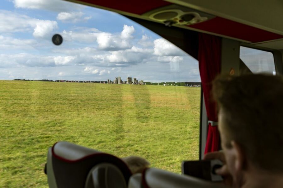 From London: Stonehenge Half-Day Tour - Arriving at Stonehenge: 2 Hours to Walk the Mystery