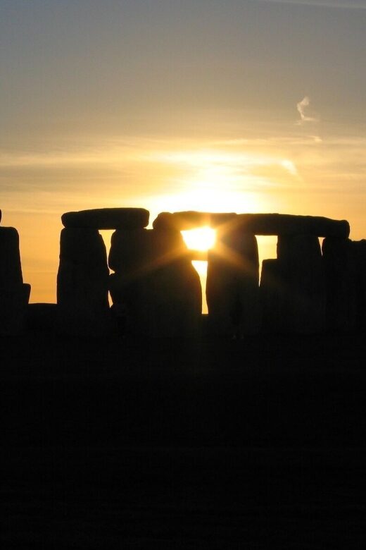 From London: Stonehenge Private Inner Circle Tour with Bath - Key highlights at a glance