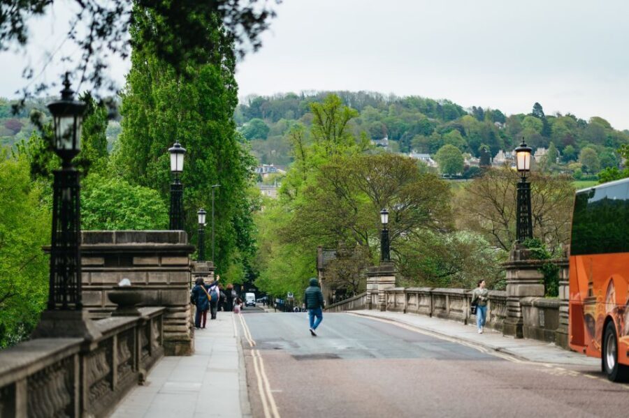 From London: Stonehenge & Roman Baths Full-Day Trip - Weather and timing: what to wear and how to pace Stonehenge + Bath