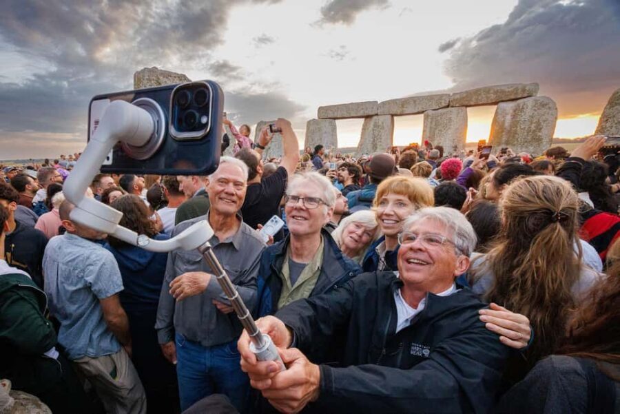 From London: Stonehenge Summer Solstice Sunrise Tour - Key things to know before you go