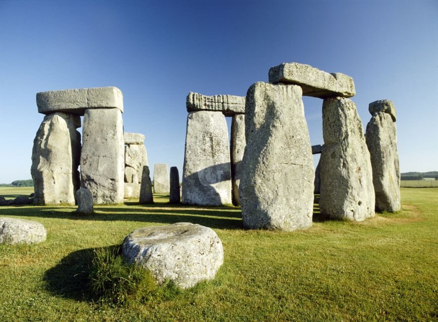 From London: Stonehenge, Windsor and Salisbury Guided Tour - A One-Day Tour That Actually Makes Sense