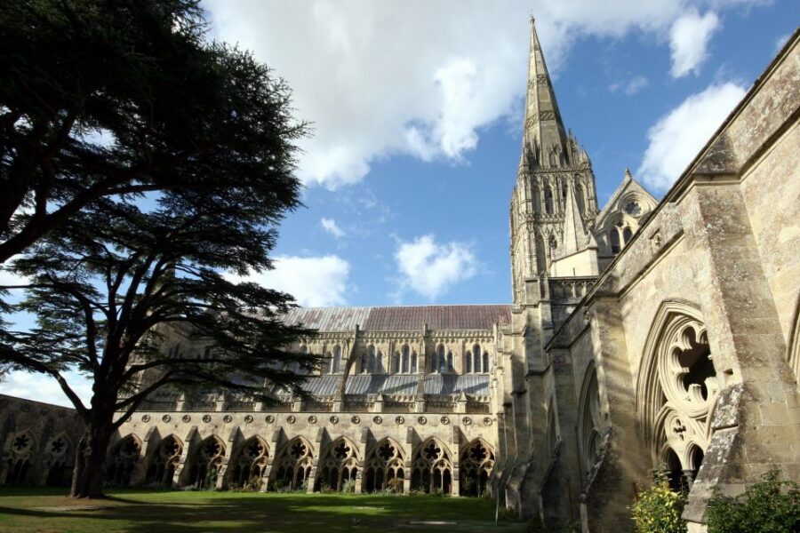 From London: Stonehenge, Windsor and Salisbury Guided Tour - Magna Carta at the Chapter House: Why This Agreement Changed Power