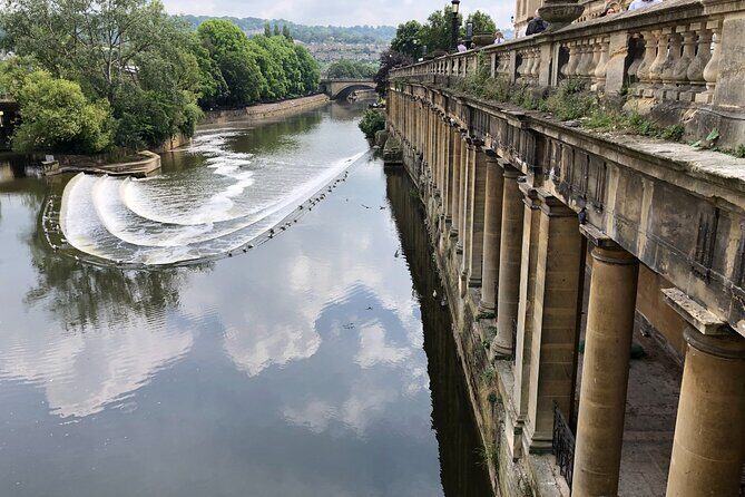 Full-Day Private Tour of Stonehenge and Bath with Pickup - Alexandra Park, Cotswolds Pub Lunch, and Those Bath View Stops