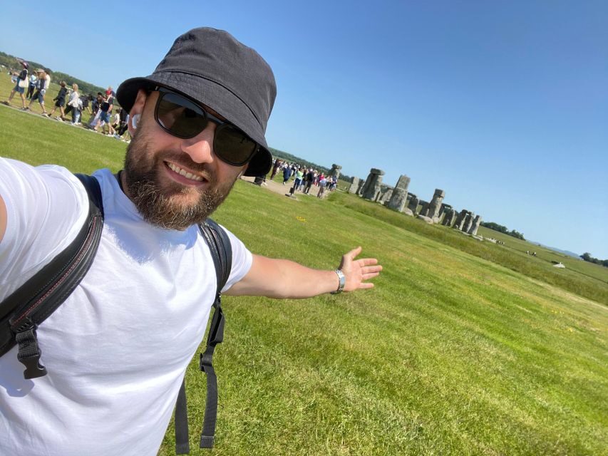 Individual trip to Stonehenge including pickup and drop off - Price and value: what $565.74 per group up to 6 really buys you