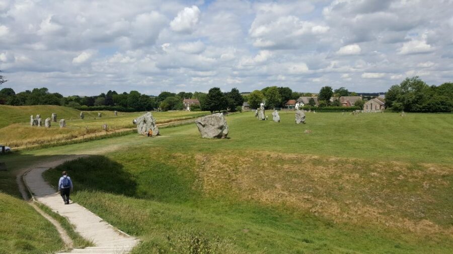 King Arthur Tour: Stonehenge, Glastonbury and Avebury - Stonehenge: the morning start that makes the rest of the story click