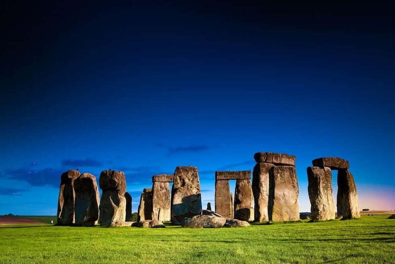 London: Stonehenge Morning or Afternoon Tour Optional Lunch - From Victoria Coach Station: an easy start that matters