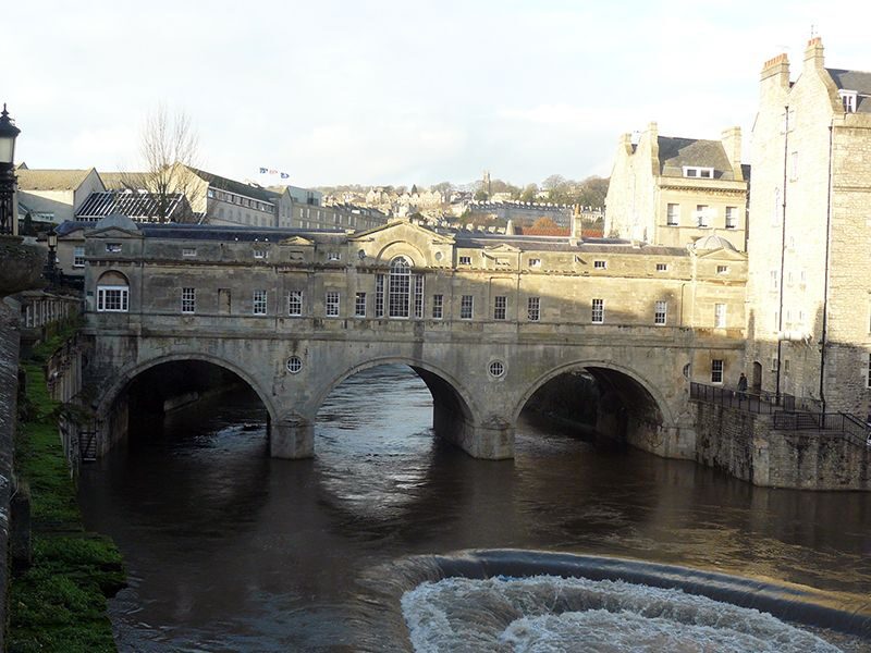 London: Stonehenge, Stratford-Upon-Avon, and Bath Day Trip - Coach Comfort, Pace, and What to Pack for a Long Day