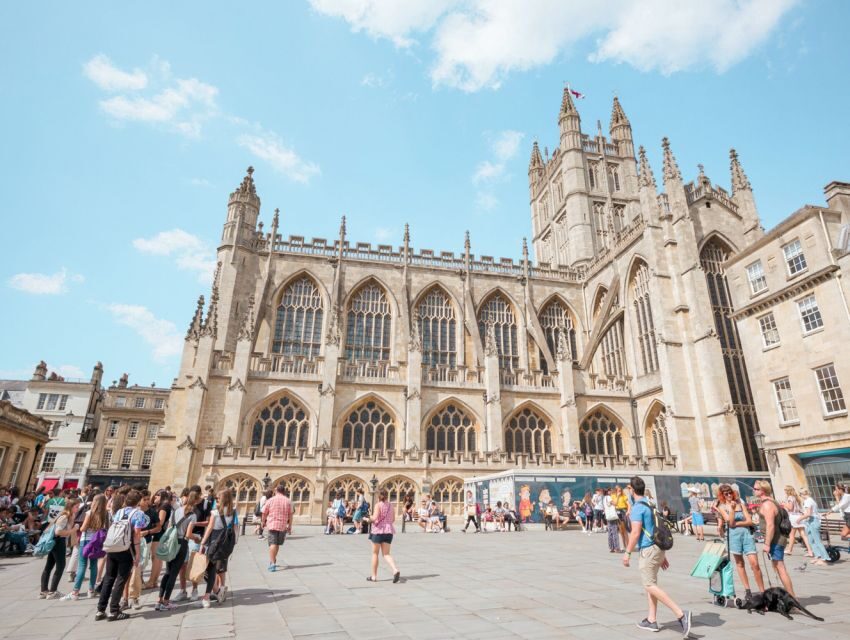 London: Stonehenge, Windsor, and Bath Day Trip by Bus - FAQ