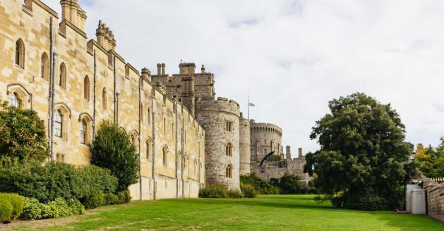 London: Windsor Castle, Stonehenge & Bath Full-Day Tour - Windsor Castle State Apartments: Where Opulence Is the Point