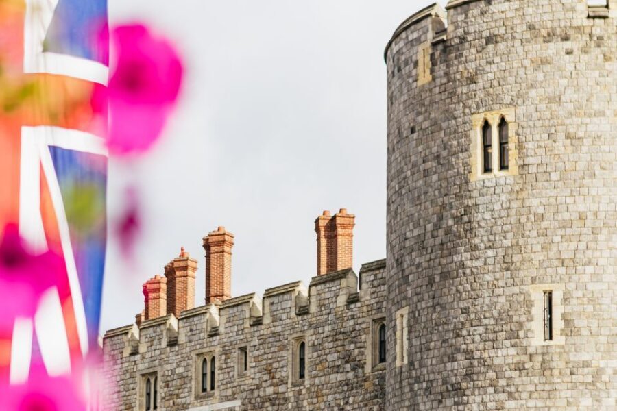 London: Windsor Castle, Stonehenge & Bath Full-Day Tour - Stonehenge: One Hour on Salisbury Plain With Audio Help