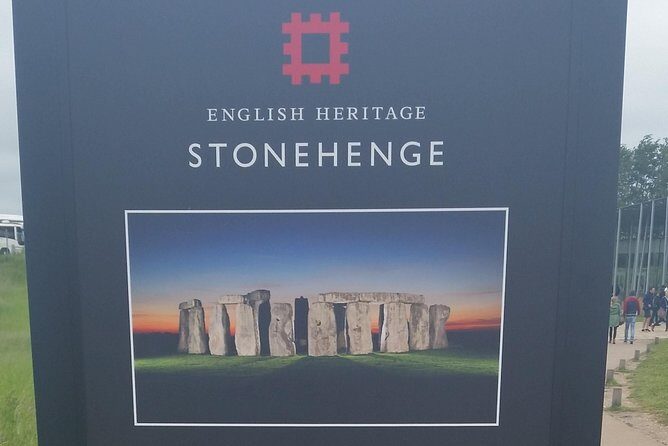 Luxury Private Vehicle Day Hire from & to London via Stonehenge & Windsor Castle - Windsor Castle: a working royal site with built-in time for the town