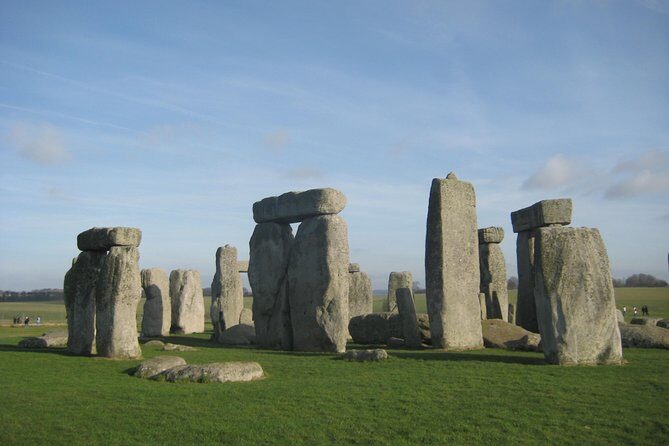 Luxury Private Vehicle Day Hire from & to London via Stonehenge & Windsor Castle - Price and value: what you’re really paying for