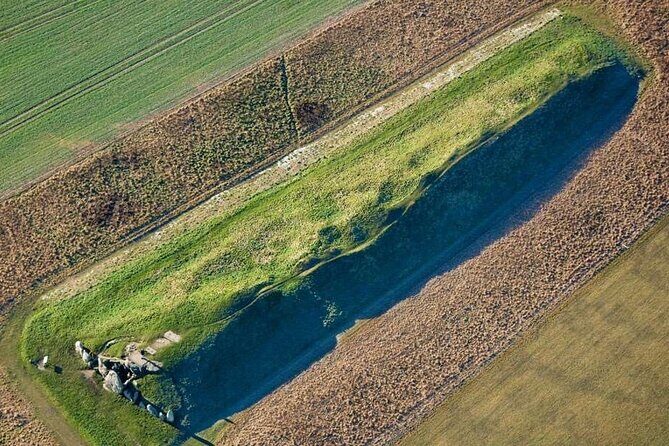 Private Archaeologist Guided Tour Stonehenge, Salisbury & Avebury - Salisbury Cathedral and Magna Carta: Big Memory, Not Just a Detour