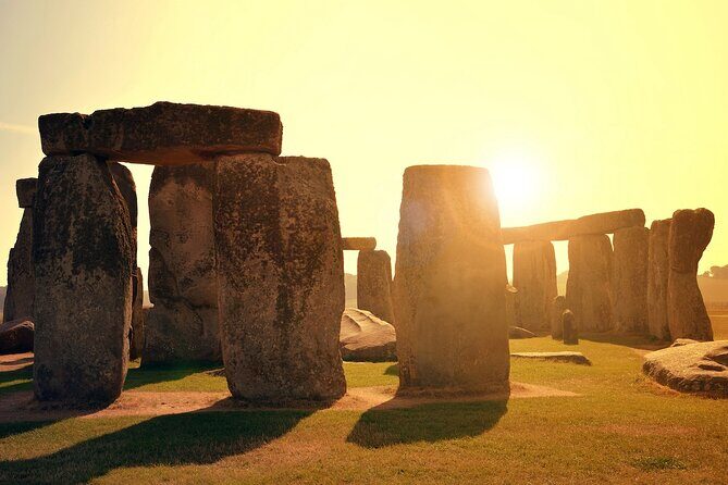 Private Day Tour from Bath to Stonehenge and Salisbury with Pickup - Bath pickup and how the day starts on time