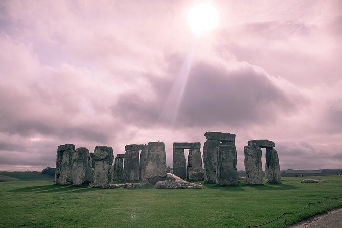 Private Day Tour to Stonehenge and Glastonbury - Guide quality: Oz and Will bring the stories into focus