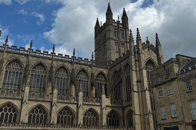 Private Day Tour to Stonehenge, Bath and The Cotswolds - Value and the real cost per person