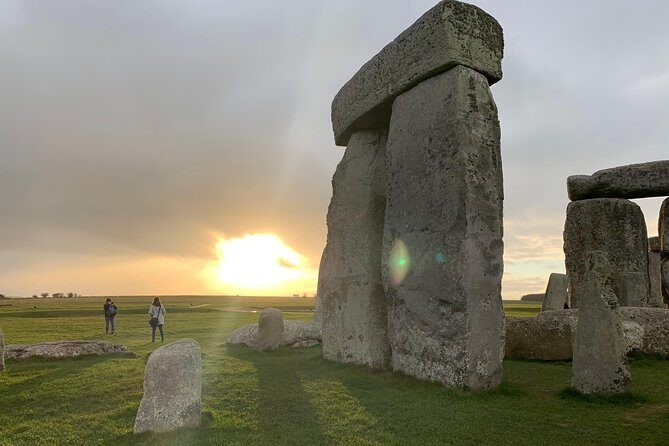 Private Day Tour to Stonehenge, Bath and The Cotswolds - Bath’s Roman Baths and Bath Abbey: one city, two time periods