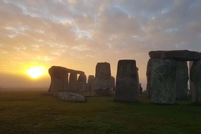 Private Driver guided tour Stonehenge Windsor castle and Bath. - Bath Abbey and the Roman Baths at 4:00pm