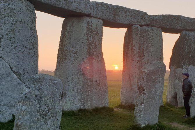 Private driver guided tours Windsor castle Stonehenge - Stonehenge: plan for tickets, then enjoy the full 90 minutes