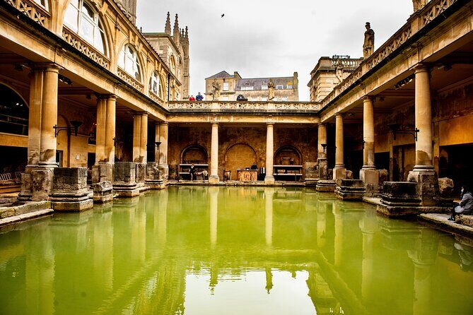 Private Tour to Stonehenge and Bath from London - Bath’s Regency streets and the people behind the look