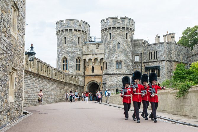 Private Tour to Stonehenge and Windsor Castle - A private Stonehenge and Windsor day that feels efficient (not rushed)