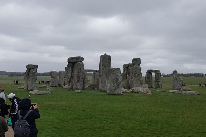 Private transfer to Southampton with a stop at Stonehenge - Cruise-Pro Port Timing: Share Your Ship Details Up Front