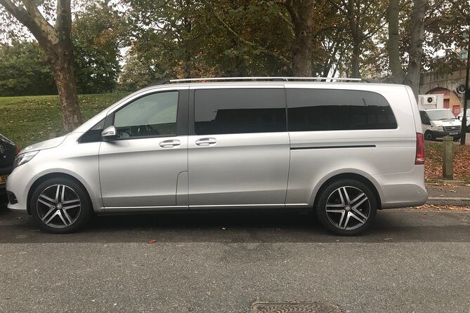 Private Transfers London Heathrow to Southampton Cruise Terminal via Stonehenge - Price and value: when $617 for up to 2 passengers really makes sense