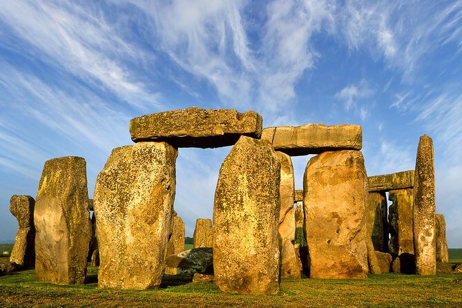 Small Group Cotswolds Village, Stonehenge and Bath Tour from London - Coach comfort from central London: what makes the long day easier