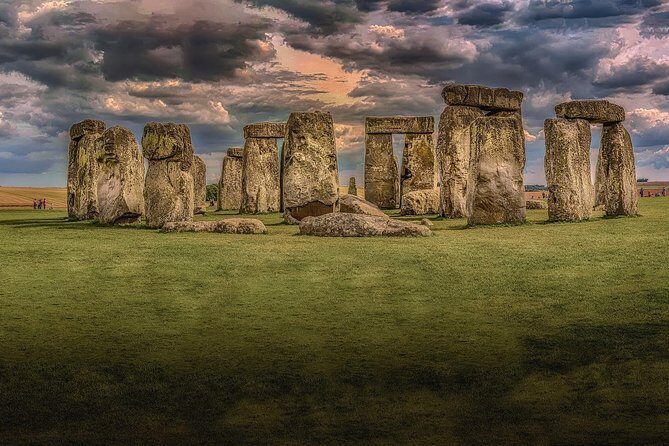 Southampton Pre-Cruise Tour: London to Southampton via Stonehenge - Best fit: who should book this London-to-Southampton via Stonehenge transfer?