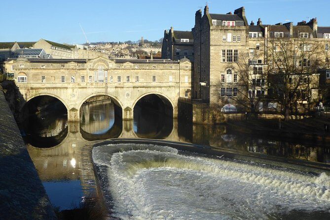 Southampton Shore Excursion: Magna Carta, Salisbury, Bath and Stonehenge - Bath Abbey, Royal Crescent, and the Best Photo Moments