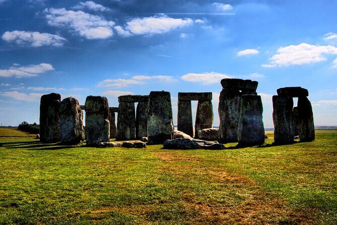Stonehenge and Windsor from London - The coach experience: comfort, charging, and a smooth route
