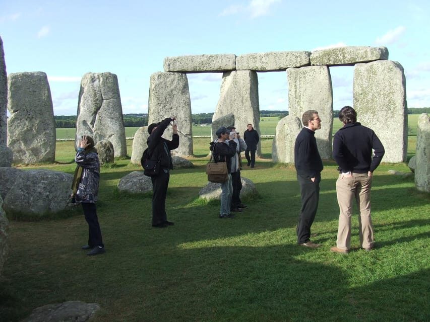 Stonehenge: App Guided Tour + Admission Included - The 2-hour visit plan: how to use your time