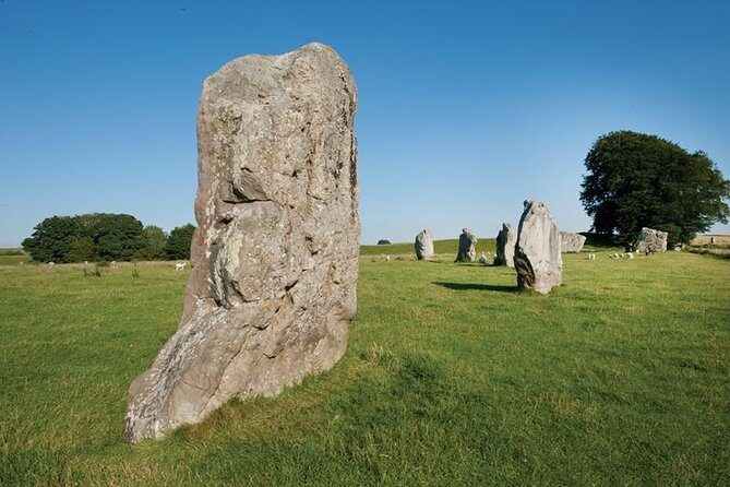 Stonehenge, Avebury & the Cotswolds from Bath (Small group) - A Bath-to-Wiltshire route that cuts the stress