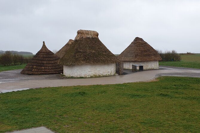 Stonehenge & Bath Private driverTours - The country pub lunch: a break that keeps the day from feeling grindy