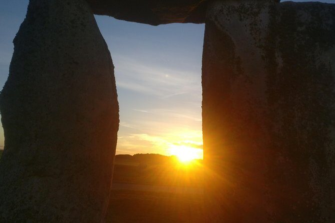 Stonehenge Half-Day luxury guided tour from Bath for 2-8 - Who this tour suits best