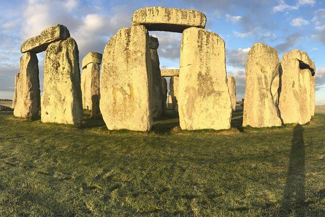 Stonehenge Private Car Tour with Driver Guide - Stonehenge With a Driver-Guide: More Than a Walk Around