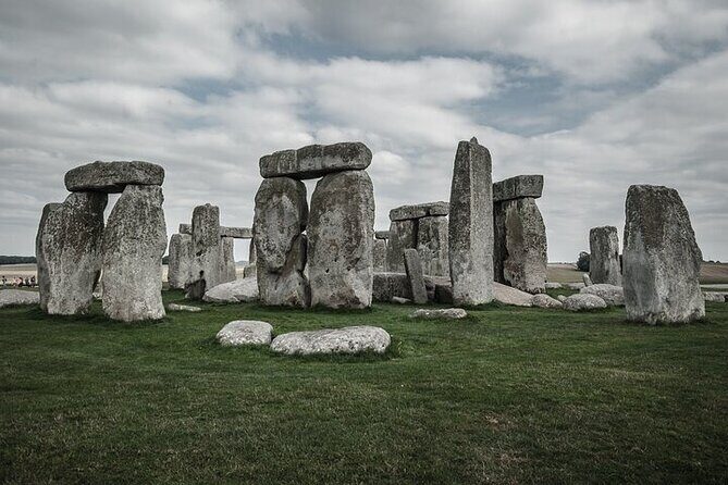 Stonehenge Private Immersive Audio Guide - How long it takes and when to listen