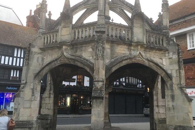 Stonehenge & Salisbury Cathedral: Private Day Trip from London - Salisbury Cathedral and Magna Carta: the calm inside the medieval city