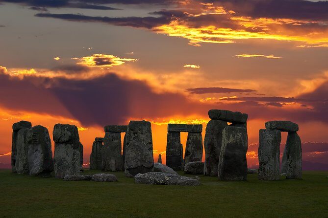 Stonehenge Summer Solstice Tour from London: Sunset or Sunrise Viewing - Inside Stonehenge at the Summer Solstice: What You’re Really Booking