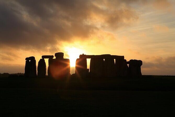 Stonehenge Summer Solstice Tour from London: Sunset or Sunrise Viewing - Avebury + a Village Meal on Sunset Dates: Why This Stop Adds Real Value