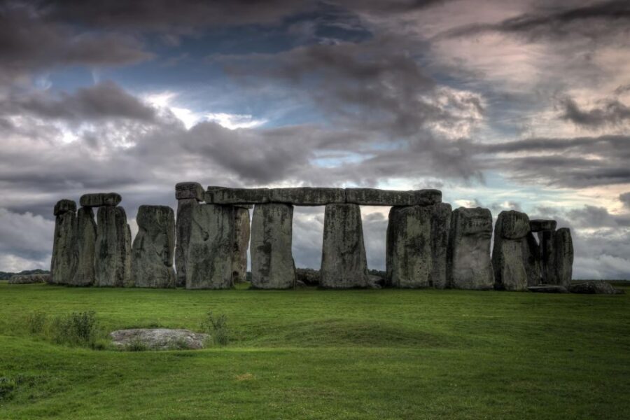 Windsor, Bath, Stonehenge & Salisbury with Christmas Lunch - Timing, meeting point, and comfort tips that actually help