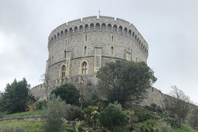 Windsor Castle and Stonehenge Private Car with Driver Guide - Stonehenge with a guide: the who, what, when, why, and how