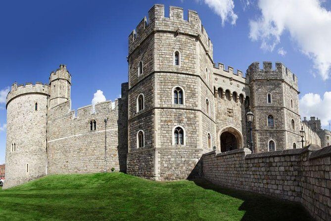 Windsor Castle, Stonehenge & Salisbury Cathedral Guided Tour - Stonehenge: the UNESCO wander and the big theories