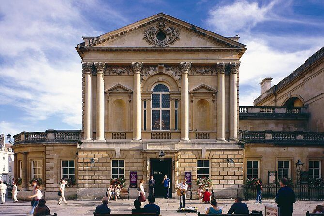 Windsor Castle, Stonehenge & Salisbury Cathedral Guided Tour - Who should book this, and who should skip it